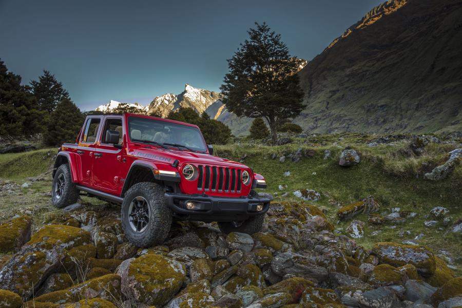  Jeep Wrangler Unlimited Rubicon (JL) 2018 года  (NA) (фото 1 из 40)